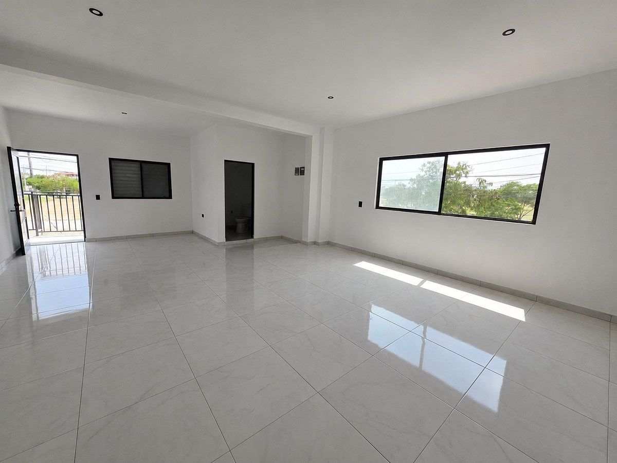 LOCAL COMERCIAL EN RENTA, foto 1 de 6