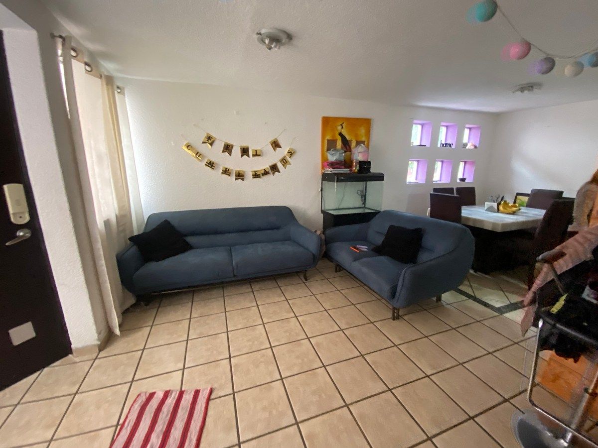 Casa en venta, photo 1 of 9