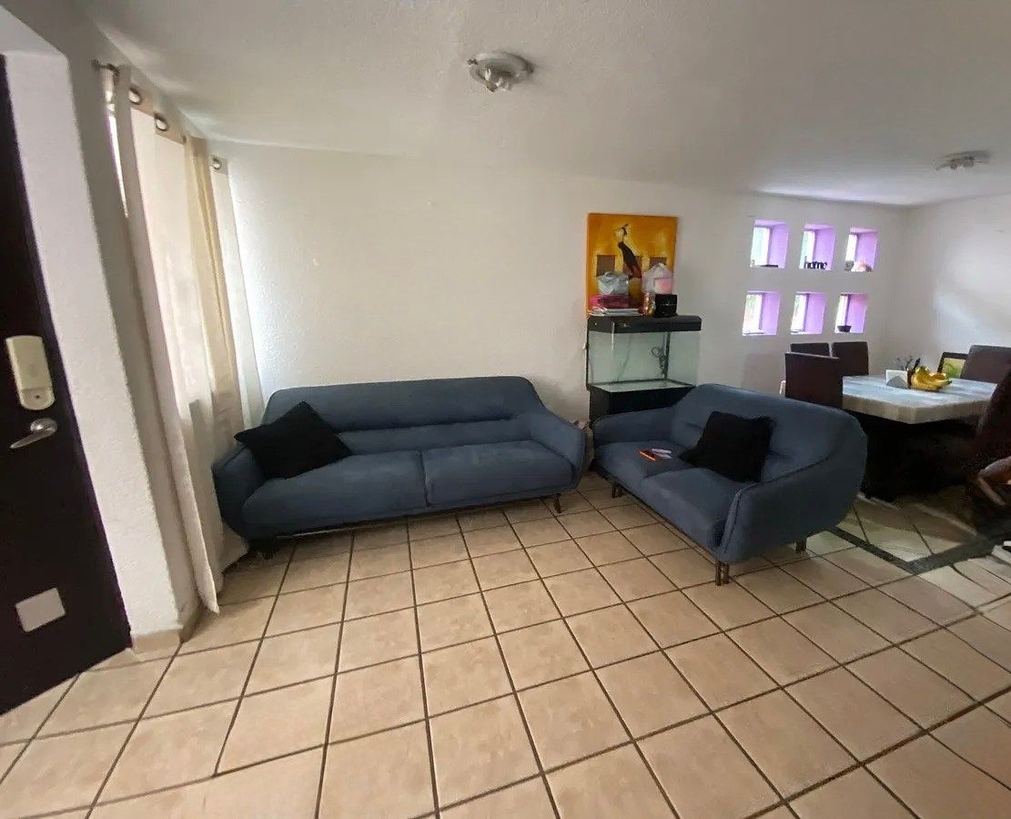 Casa en venta, foto 1 de 8