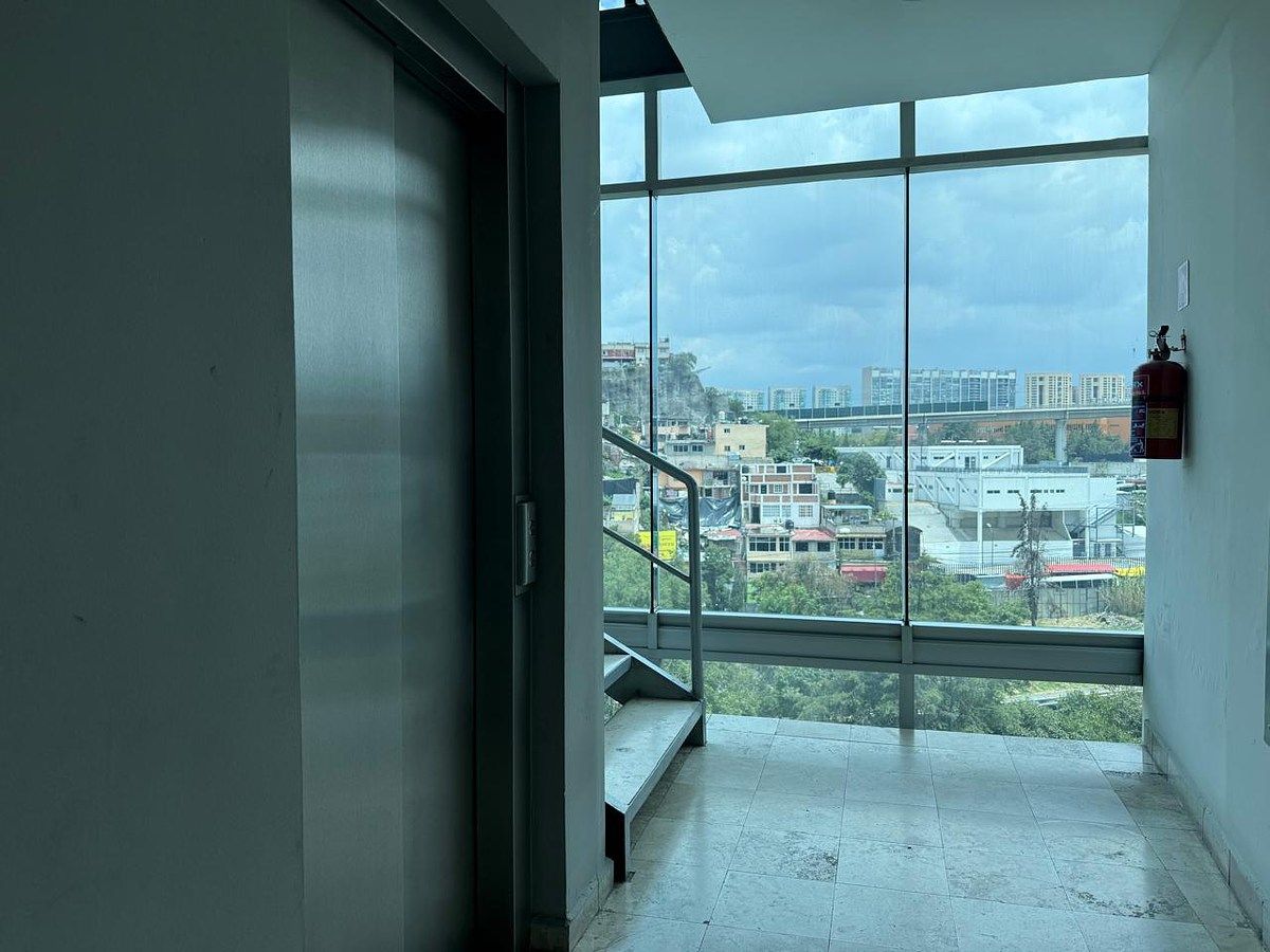Elevador, photo 8 of 13