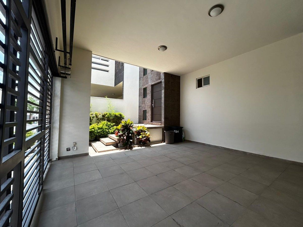 Casa em Cumbres Elite 7 Sector, Monterrey, foto 2 de 15