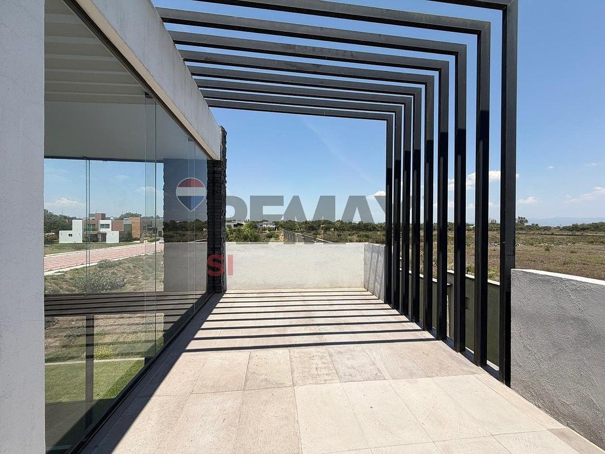 HOUSE FOR SALE BALVANERA, photo 1 of 36