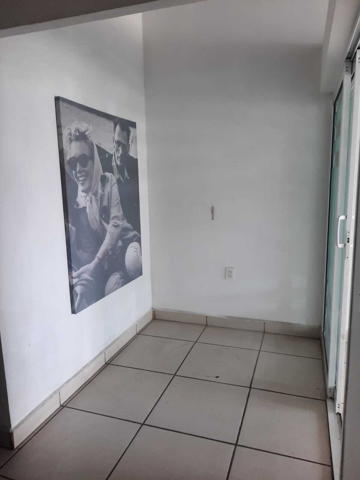 Local comercial en Ladrón de Guevara, Guadalajara, foto 7 de 10