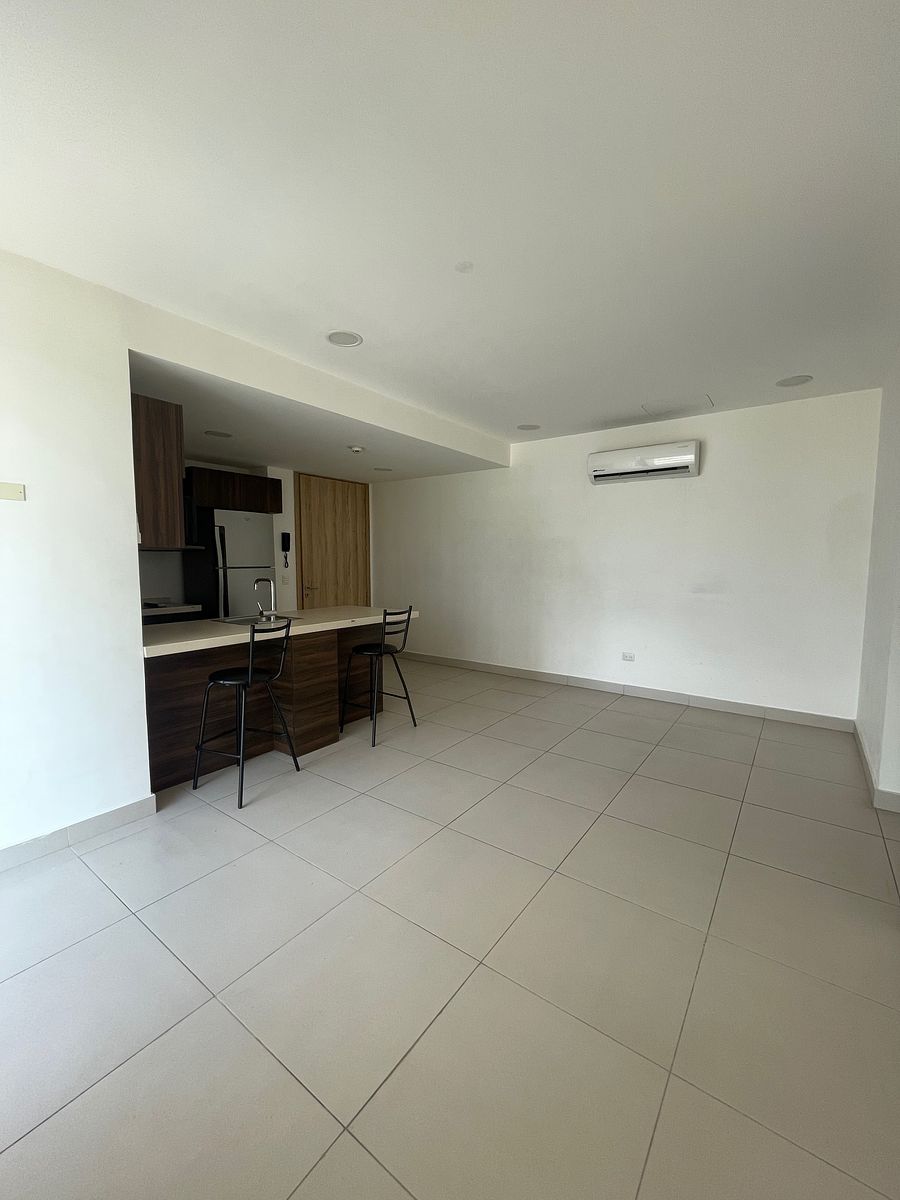 Apartamento em El Lechugal, Santa Catarina, foto 2 de 12