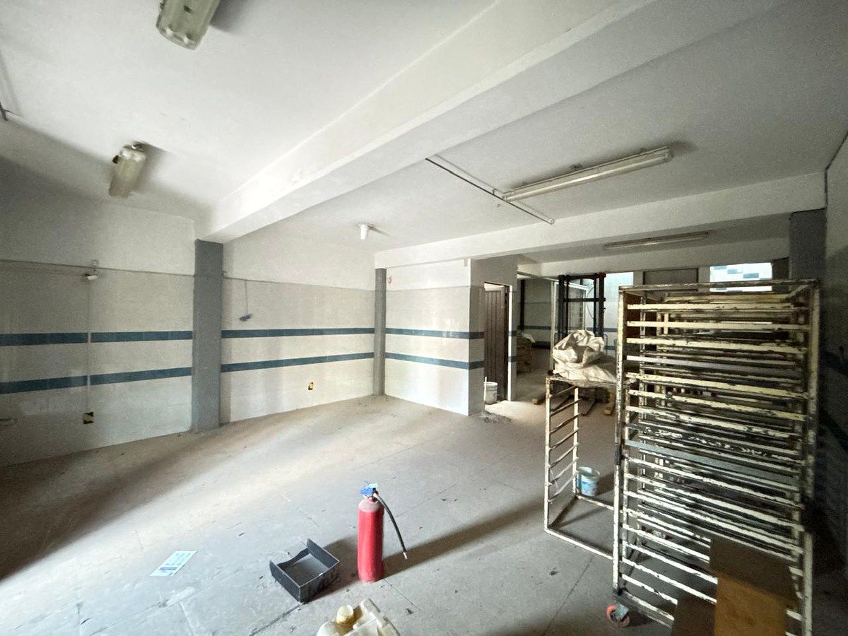 Local comercial en Jardines del Sur, San Luis Potosí, foto 4 de 14