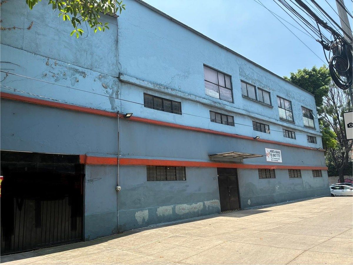 EDIFICIO COMERCIAL / CORPORATIVO EN RENTA, foto 1 de 11