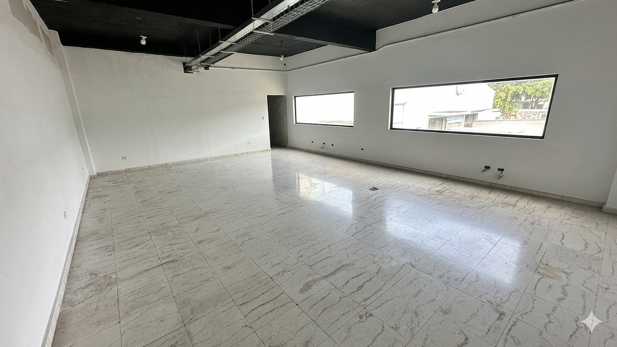 Oficina en alquiler Ave. Luperon, foto 1 de 1
