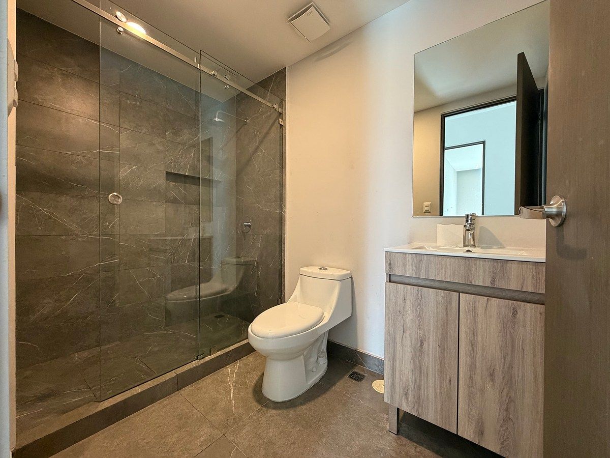 Baño completo, foto 5 de 15