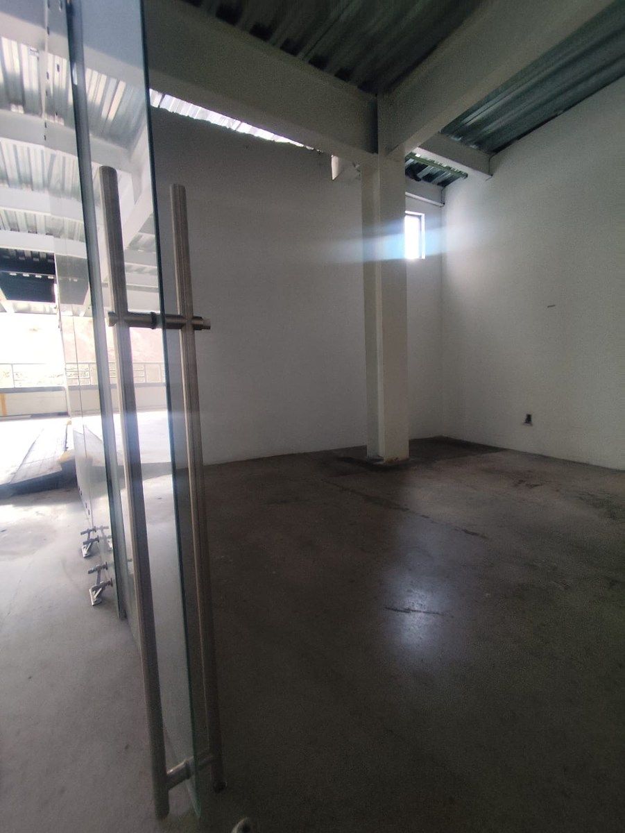 Bodega comercial en Hacienda de Valle Escondido, Atizapán de Zaragoza, foto 3 de 6