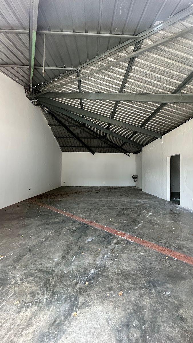 Oficina en alquiler – Av. Luperón, foto 1 de 6