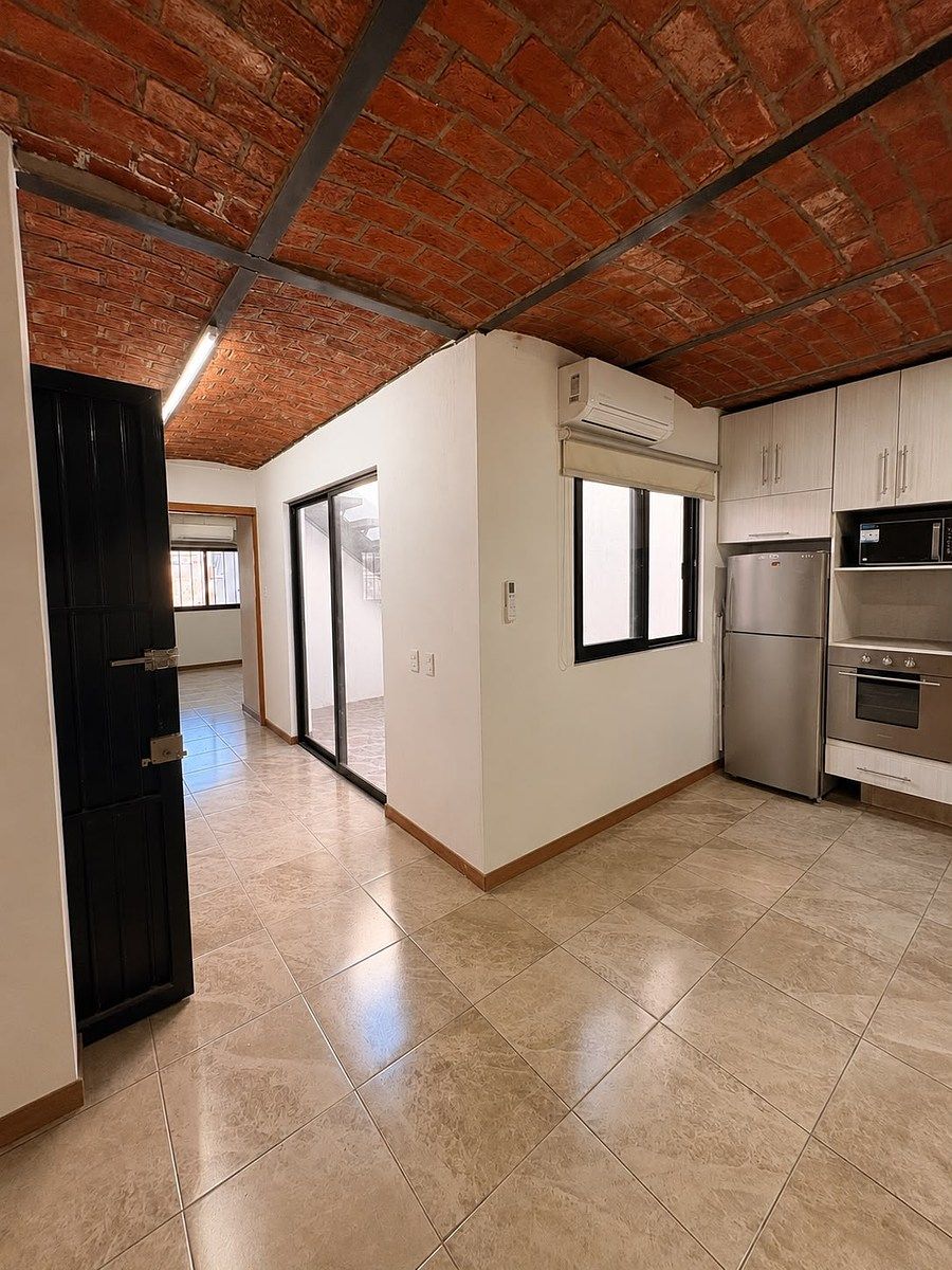 Casa com uso comercial em La Guadalupana, Tlaquepaque, foto 4 de 17