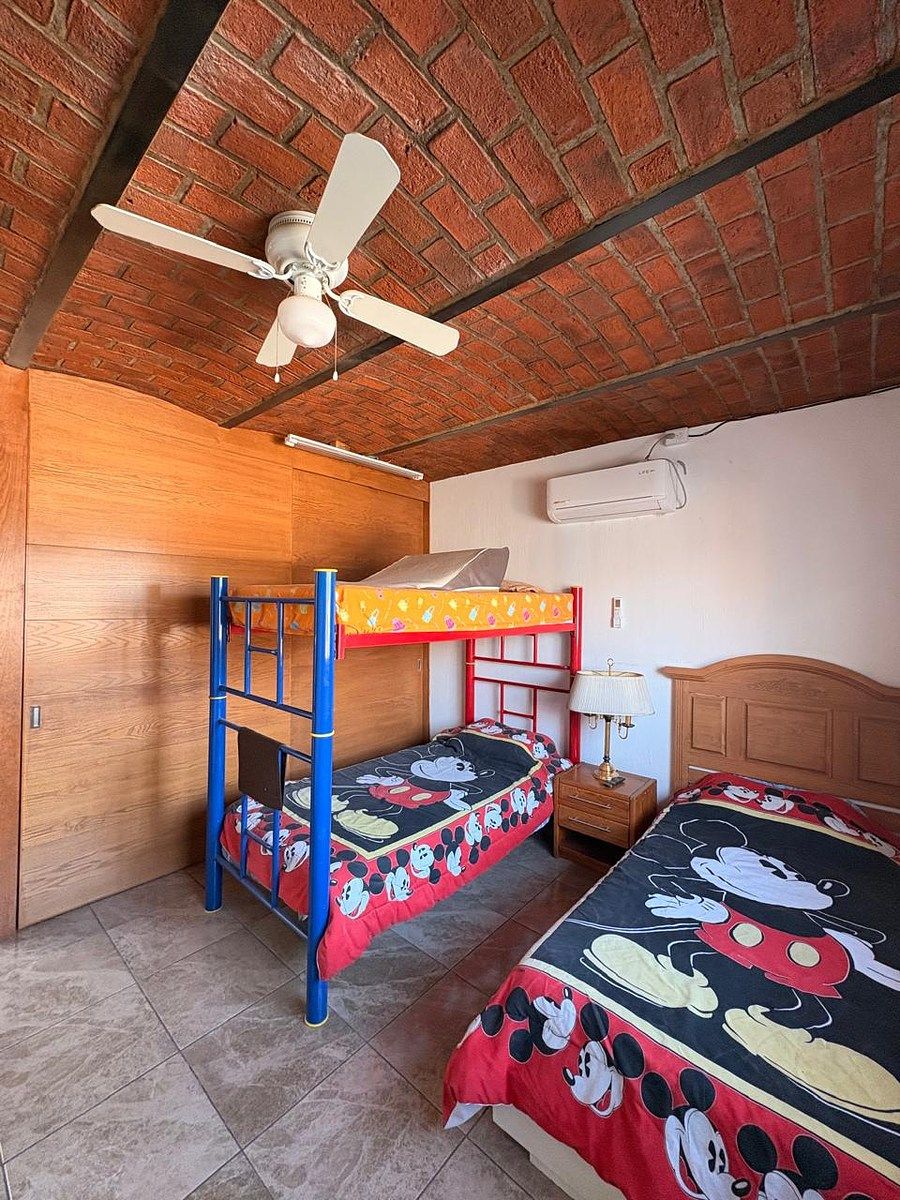 Casa com uso comercial em La Guadalupana, Tlaquepaque, foto 14 de 17