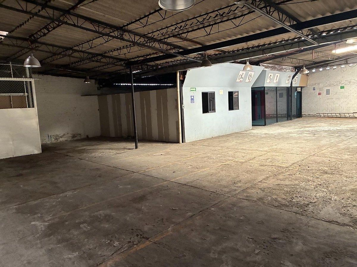 Bodega comercial en Granjas México, Iztacalco, foto 12 de 17