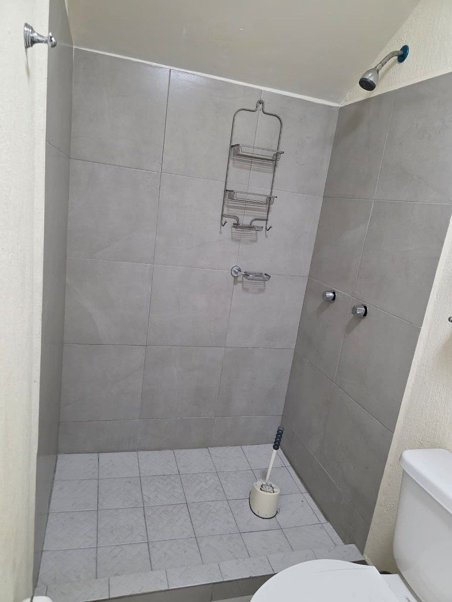 Casa em Residencial Alta California, Tlajomulco de Zúñiga, foto 14 de 26