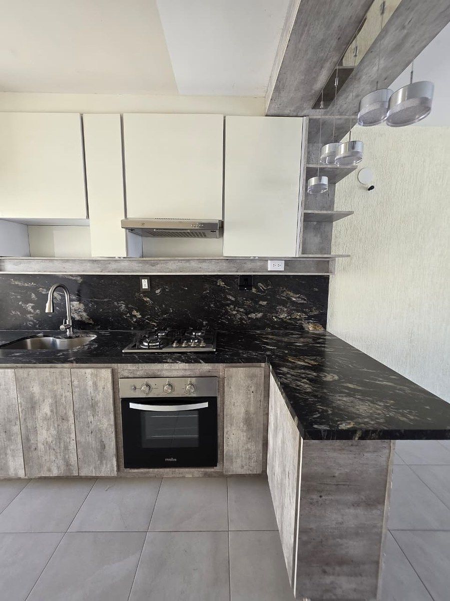 Casa em Residencial Alta California, Tlajomulco de Zúñiga, foto 3 de 26