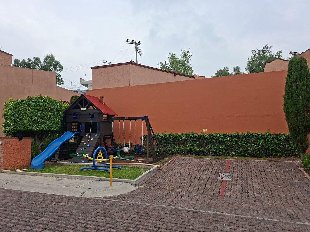Casa en condominio en Jardines de Santa Mónica, Tlalnepantla de Baz, foto 2 de 36