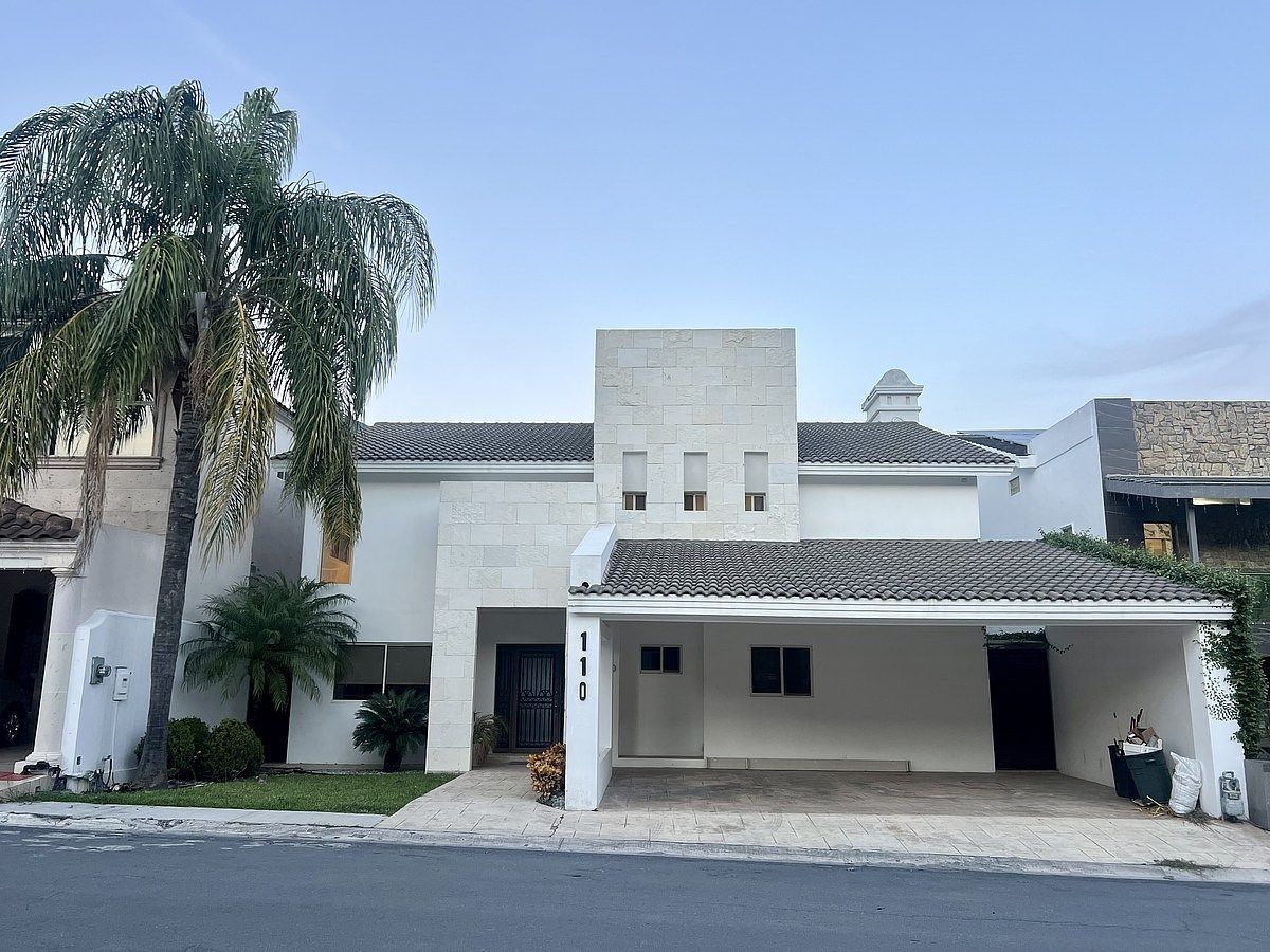 Casa em Las Jacarandas, Monterrey, foto 2 de 33