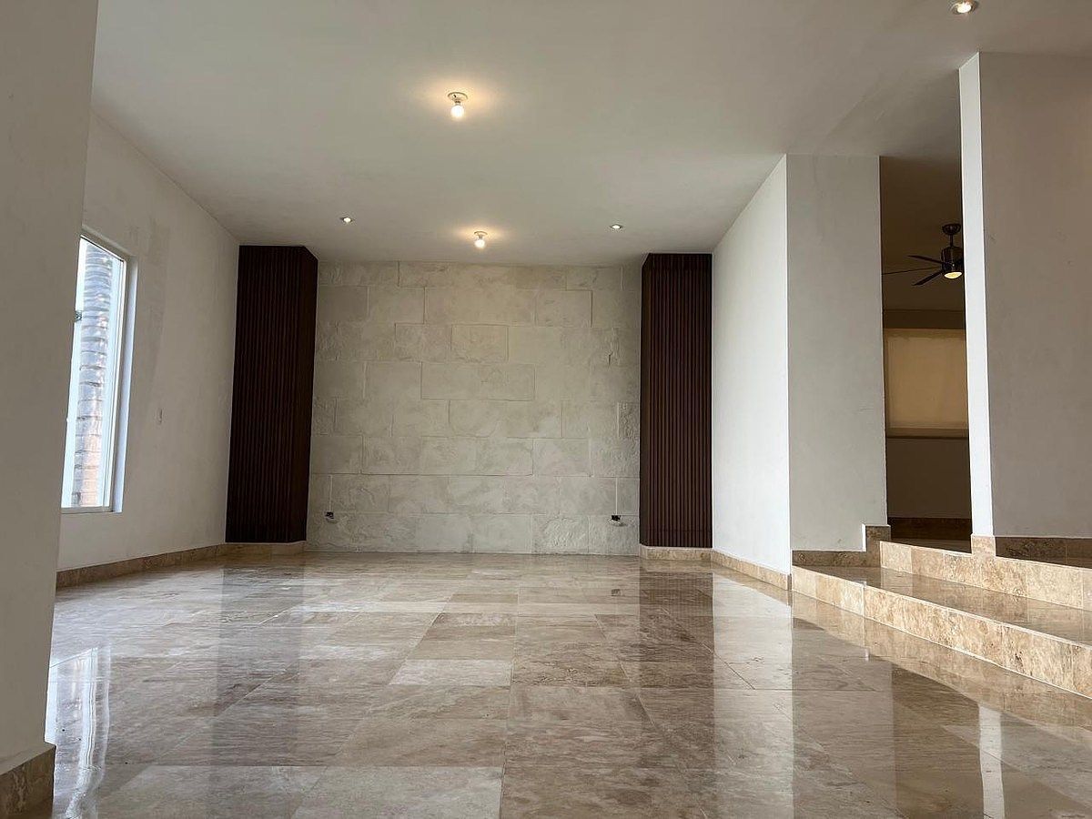 Casa em Las Jacarandas, Monterrey, foto 10 de 33