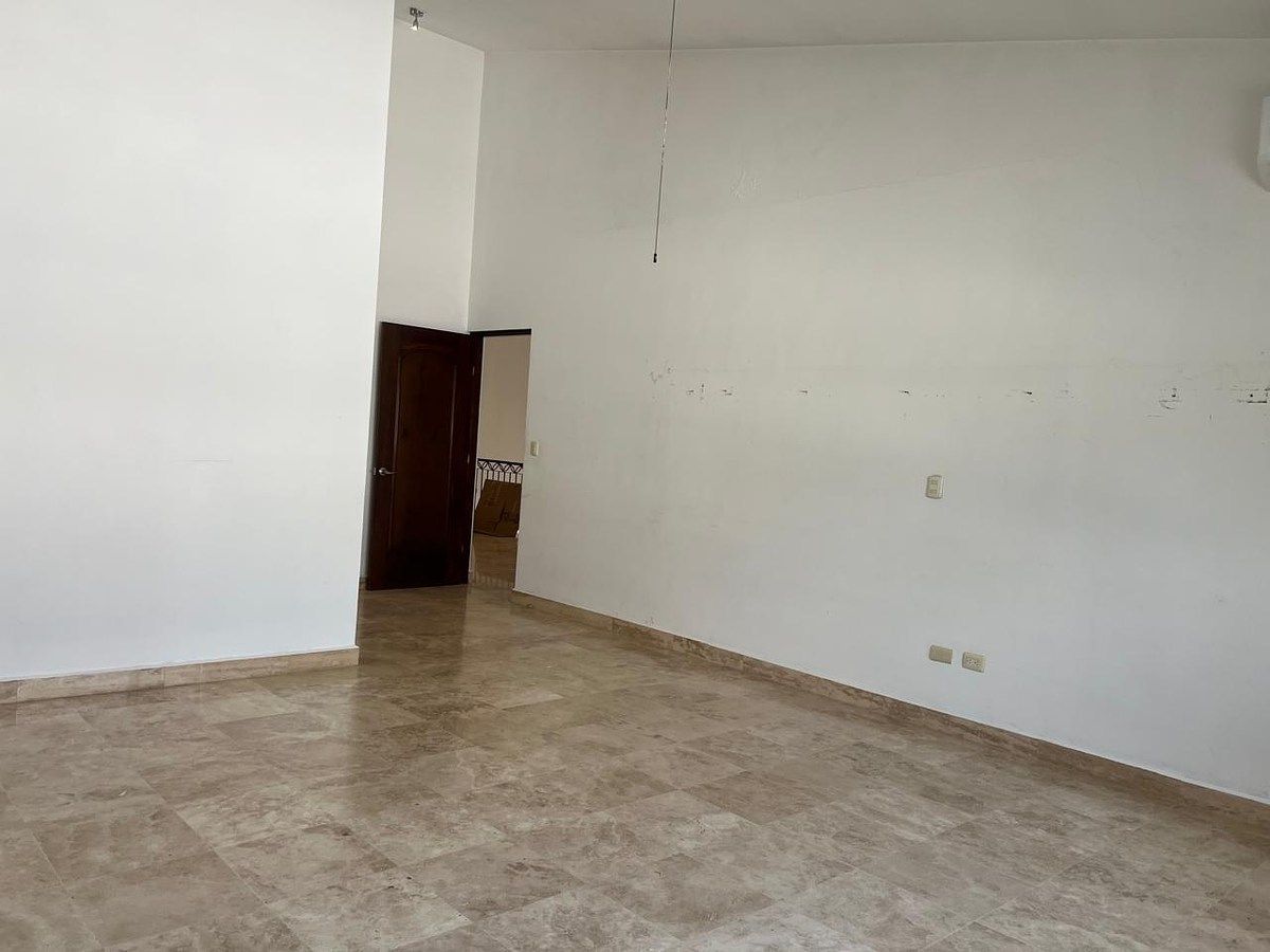 Casa em Las Jacarandas, Monterrey, foto 20 de 33