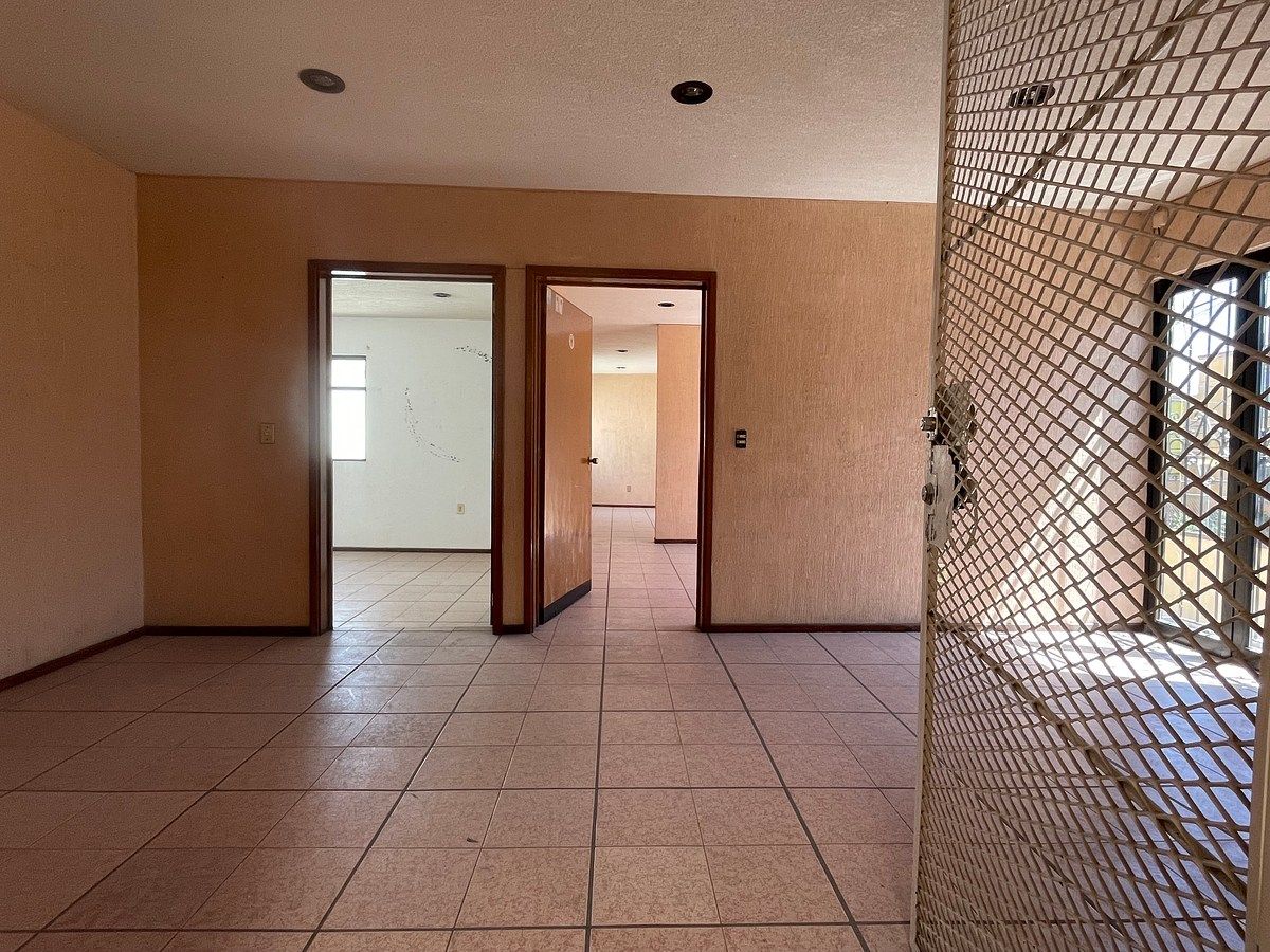 Oficinas o local comercial, photo 1 of 13