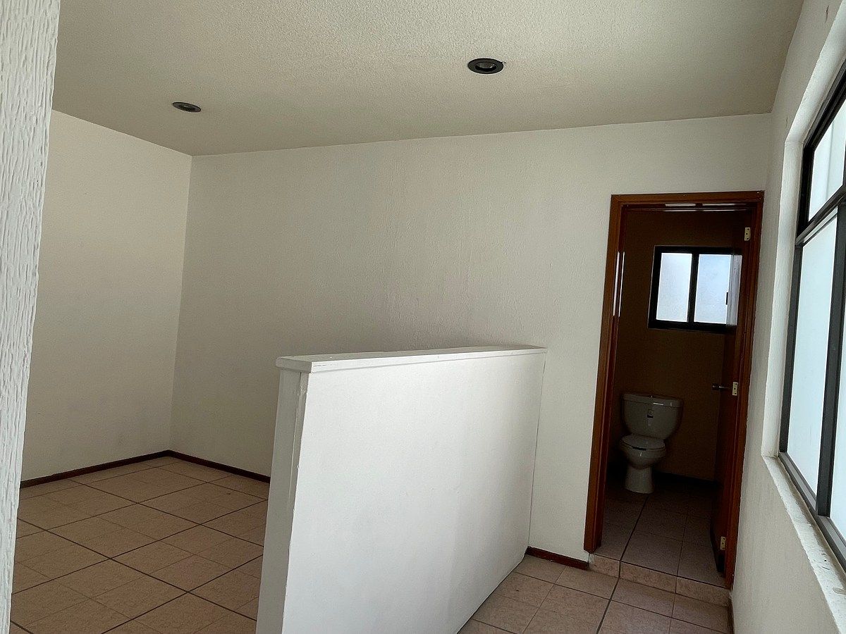 Office in Mariano Escobedo, Querétaro, photo 8 of 13
