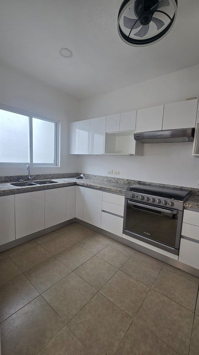Casa em Algarrobos Desarrollo Residencial, Mérida, foto 3 de 23