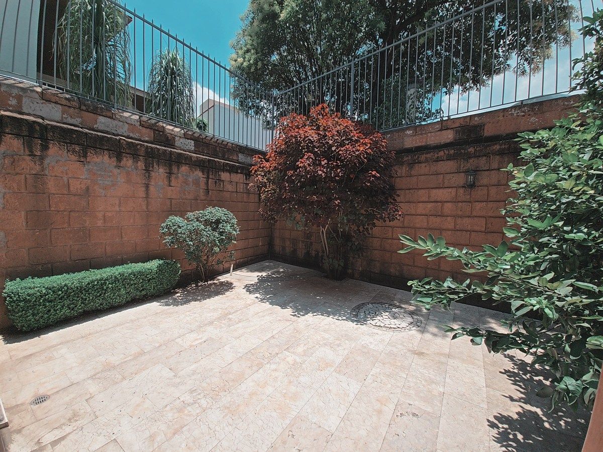 Casa em Hacienda de Echegaray, Naucalpan de Juárez, foto 3 de 25