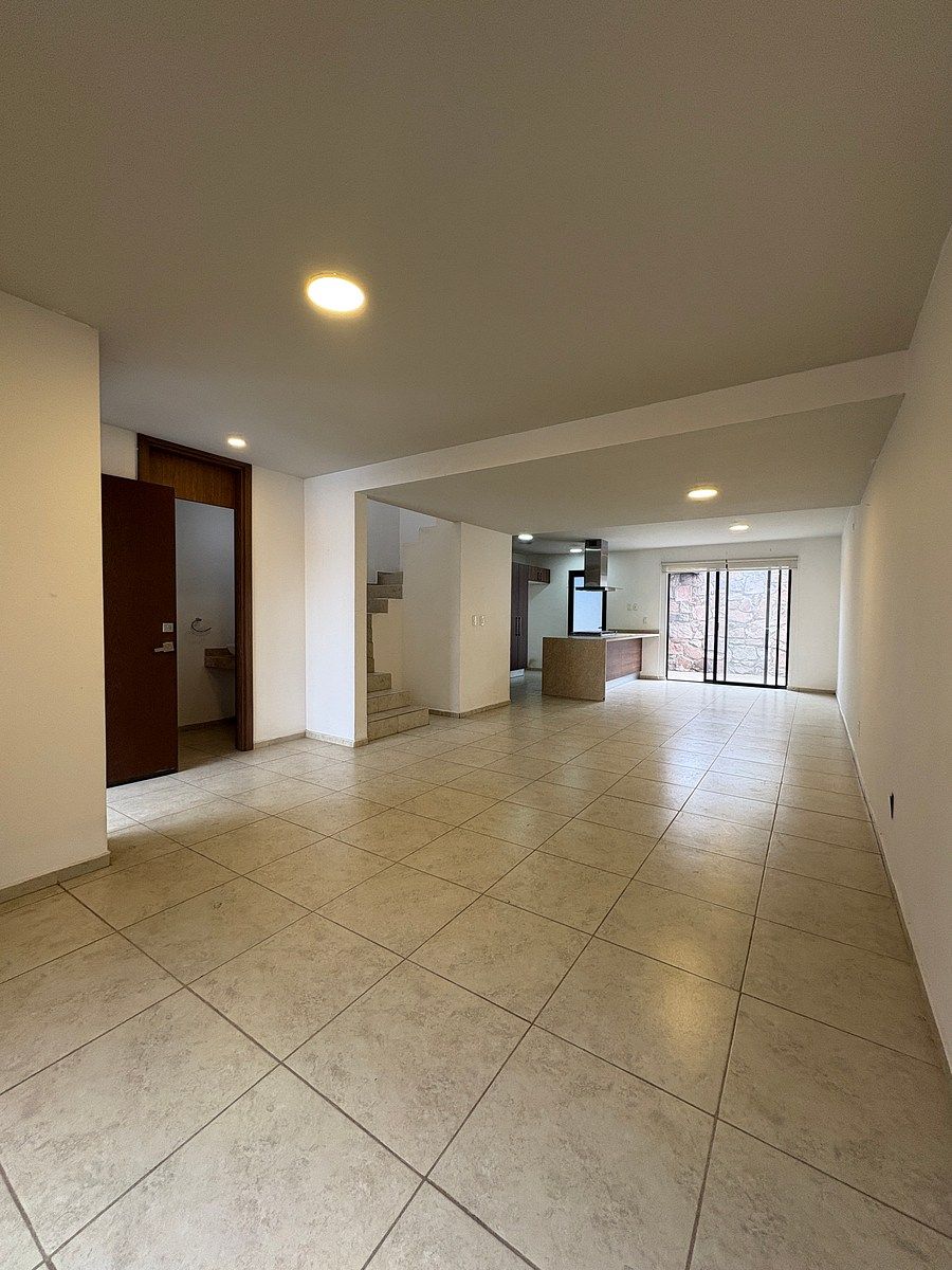 House in Gated Community in Zákia, El Marqués, photo 2 of 16