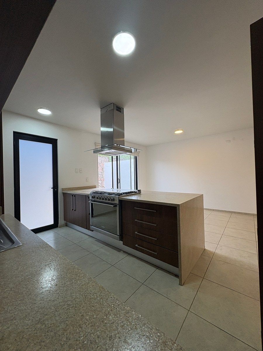 House in Gated Community in Zákia, El Marqués, photo 6 of 16