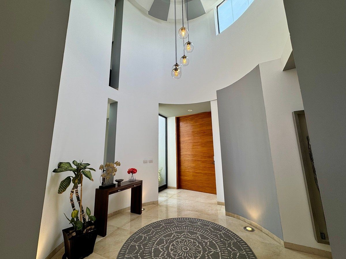 Casa em Juriquilla, Querétaro, foto 2 de 32