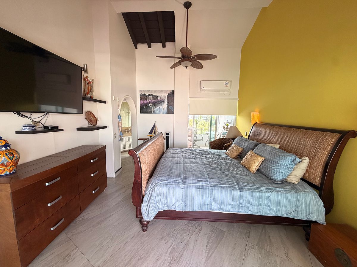 Apartment in Marina Vallarta, Puerto Vallarta, photo 17 of 33
