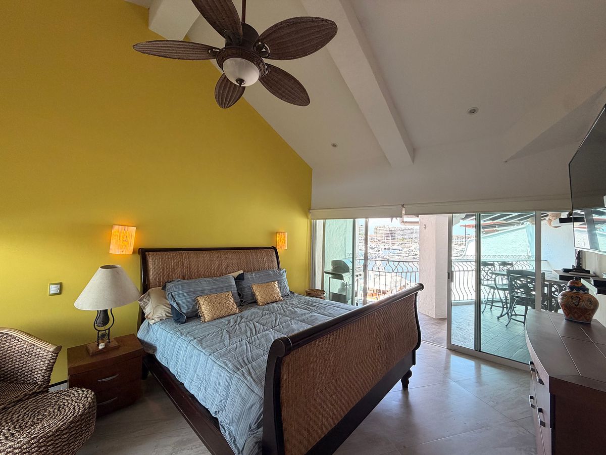 Apartment in Marina Vallarta, Puerto Vallarta, photo 18 of 33