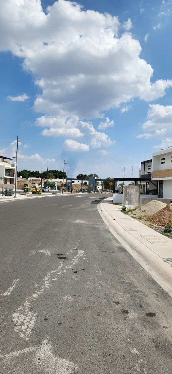 TERRENO À VENDA LOMAS DE JURIQUILLA, foto 1 de 5