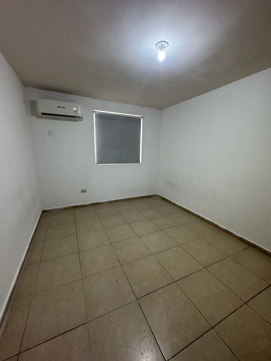 Casa em Las Lomas Sector Bosques, García, foto 9 de 14