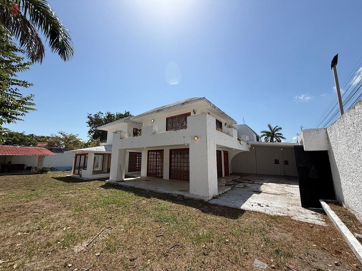 Casa em Camaronero, Carmen, foto 2 de 16