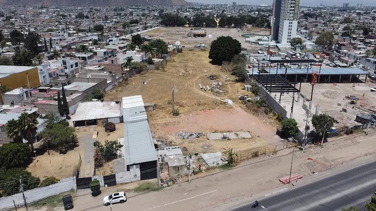 TERRENO COMERCIAL MARIANO OTERO EL FORTIN, foto 1 de 11