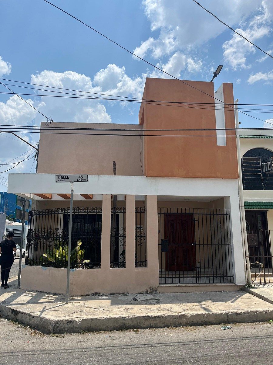 CASA PARA ALUGAR NA ESQUINA LOCALIZADA NO CENTRO DE MÉRIDA, foto 1 de 14
