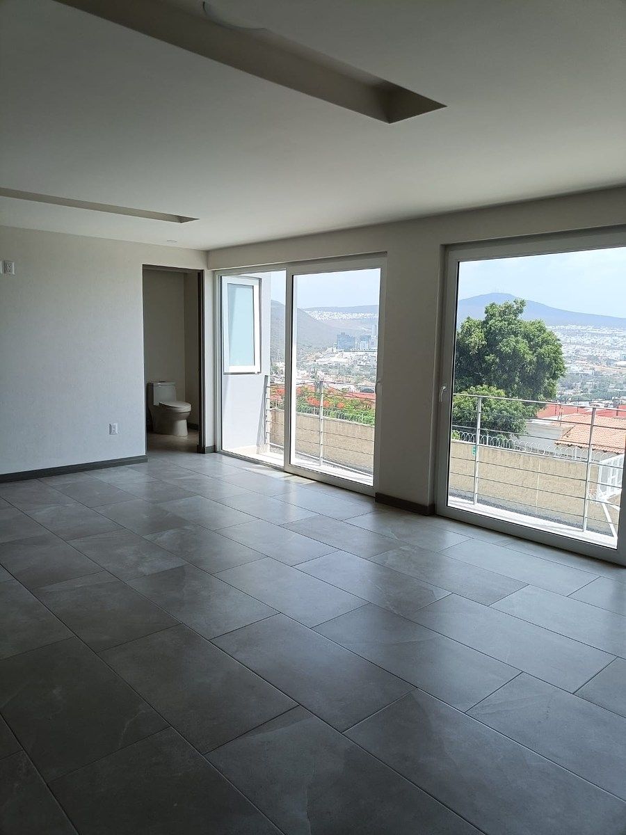 Exclusivo departamento en venta en Loma Dorada, foto 1 de 8
