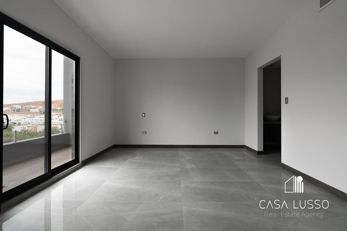 Casa em Valdivia Residencial, Chihuahua, foto 12 de 18
