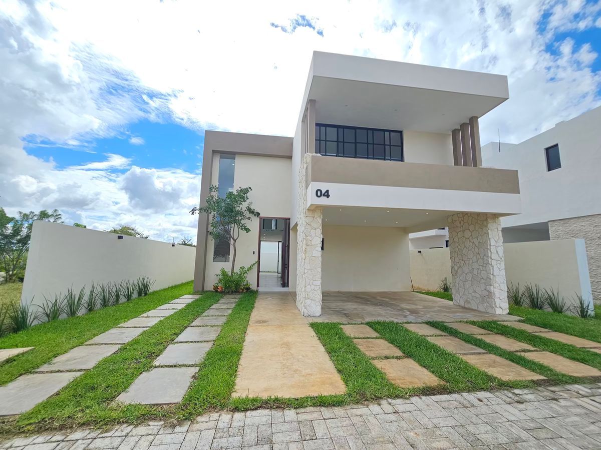 🏡 Casa de 4 Recámaras con Alberca en Temozón Norte – Privada Soluna, foto 1 de 27