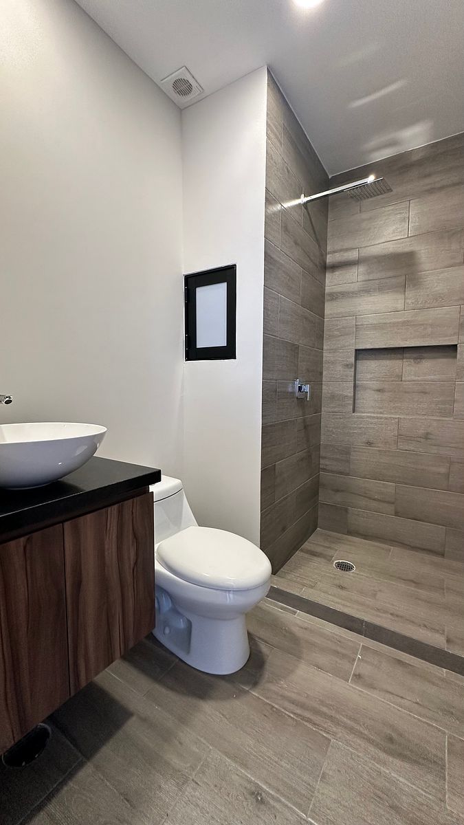 Baño 2, foto 16 de 23