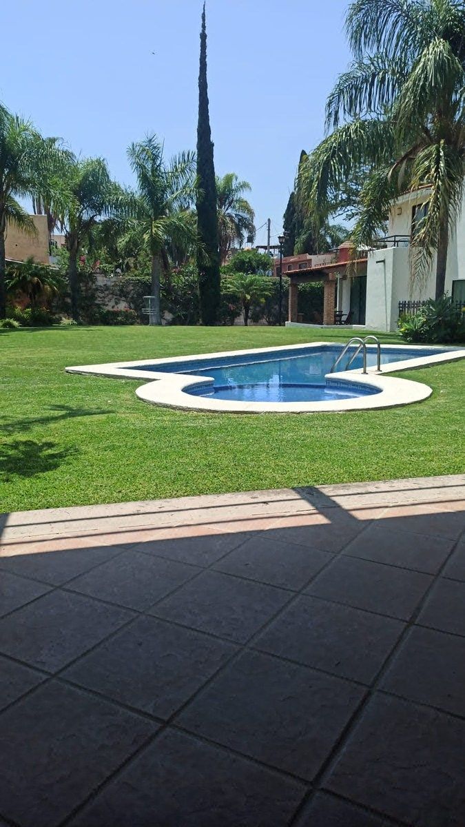 CASA EN RENTA AMUEBLADA CHAPALA, foto 1 de 11