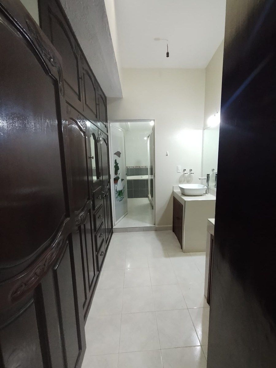 House in Lomas de Cortes, Cuernavaca, photo 21 of 25