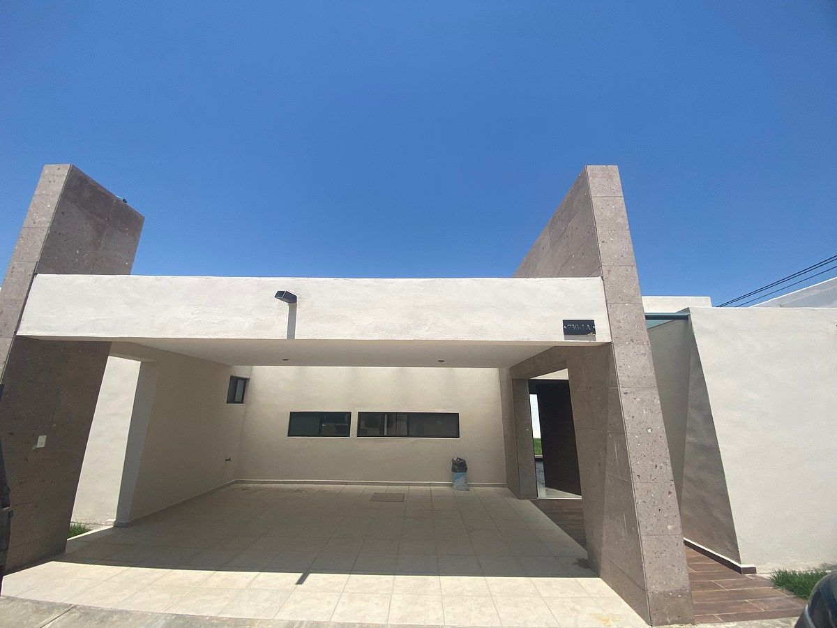 Casa en Venta en Real del Potosi de 1 Planta con 3 recámaras, photo 1 of 26