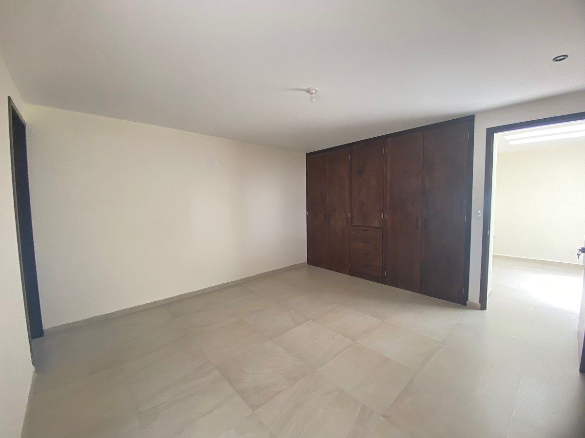 Casa em Bosques la Florida, San Luis Potosí, foto 13 de 24