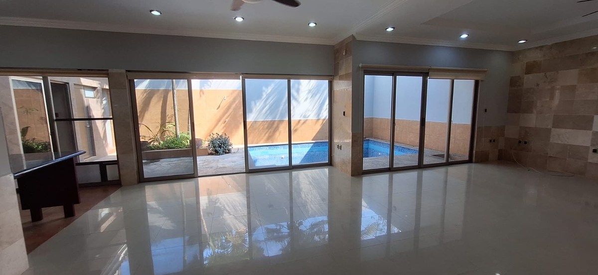 Casa em Las Palmas, Medellín, foto 2 de 31