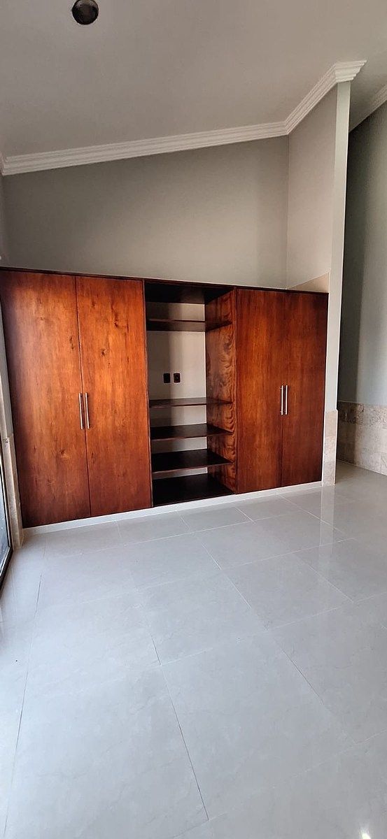Casa em Las Palmas, Medellín, foto 5 de 31