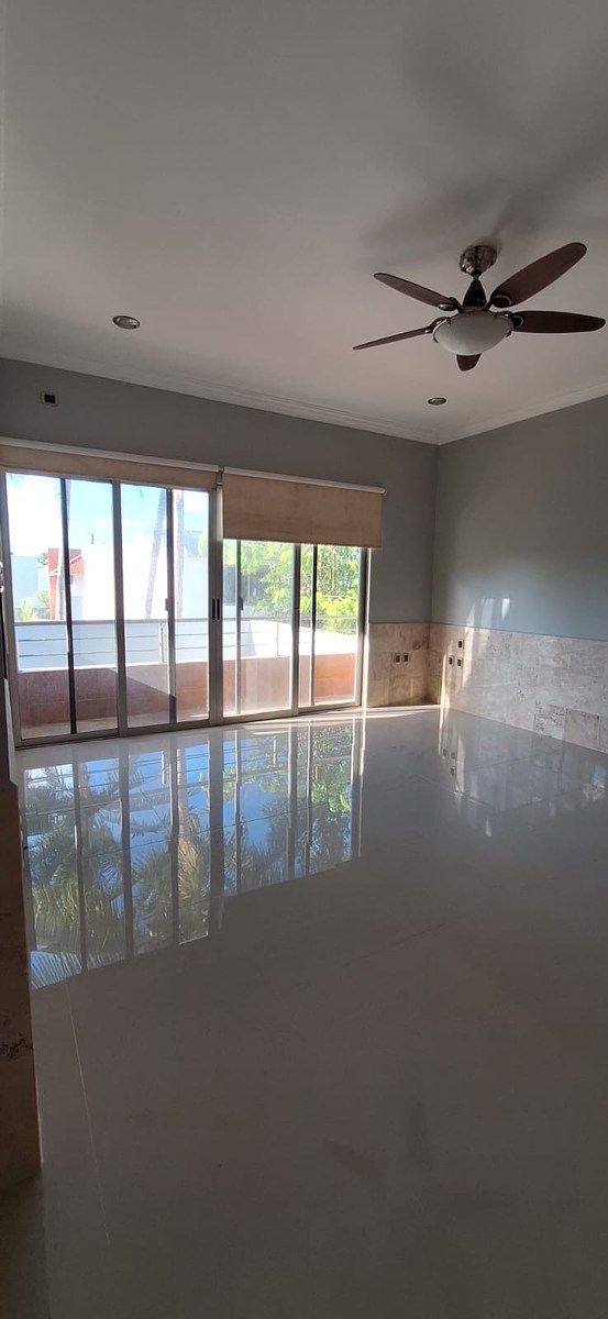 Casa em Las Palmas, Medellín, foto 4 de 31