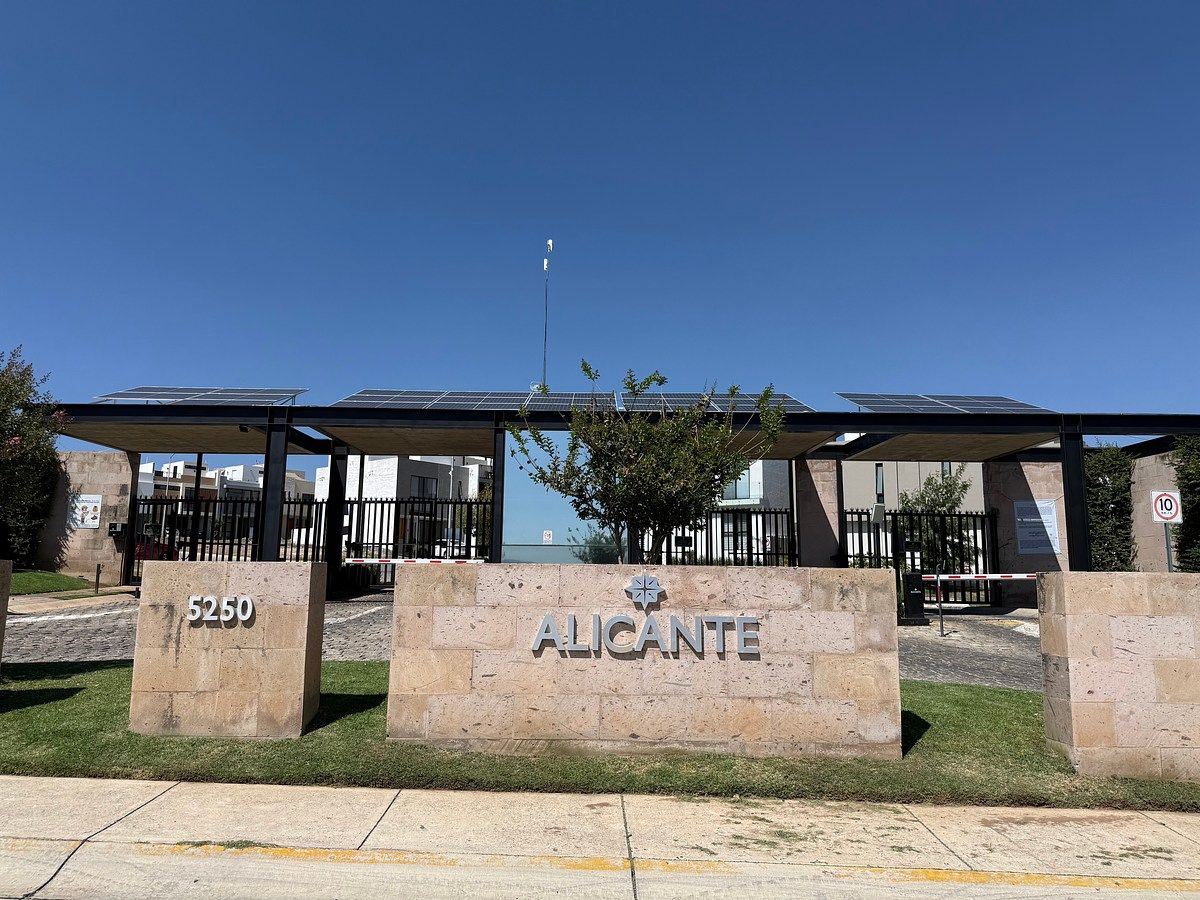 Casa NUEVA en ALICANTE CAPITAL NORTE, foto 1 de 21