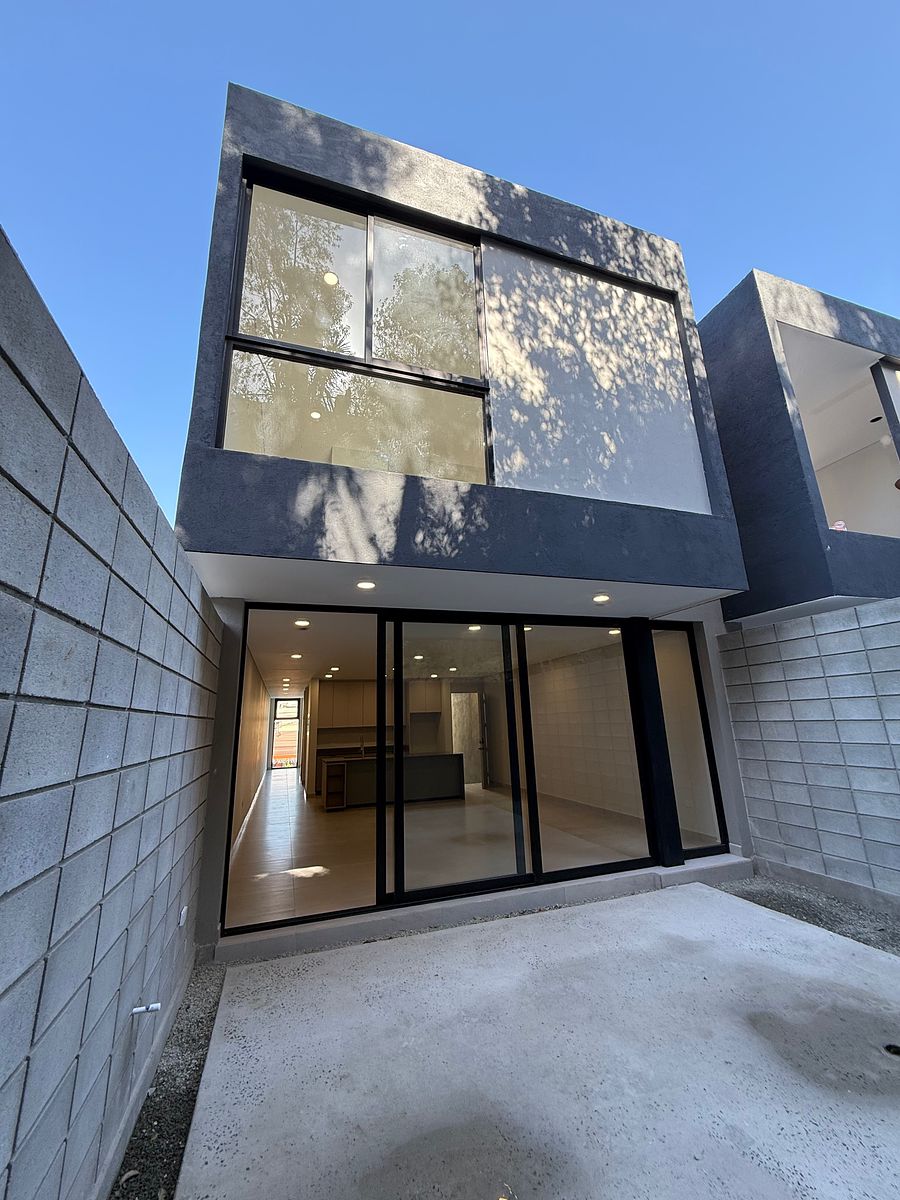 House in Jardines del Rubí, Tijuana, photo 9 of 24